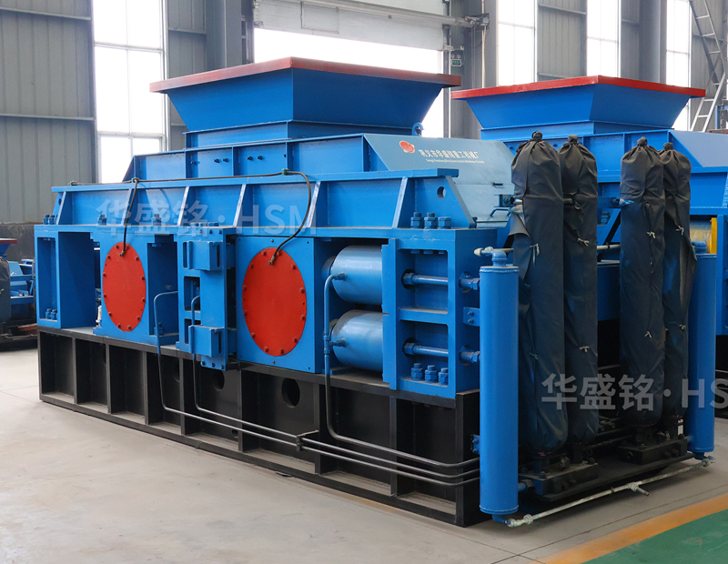 沙場(chǎng)用大型全液壓對(duì)輥制砂機(jī)多少錢一臺(tái)？