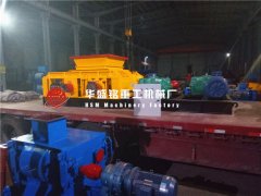 雙齒輥破碎機(jī)如何排料才能不堵料？